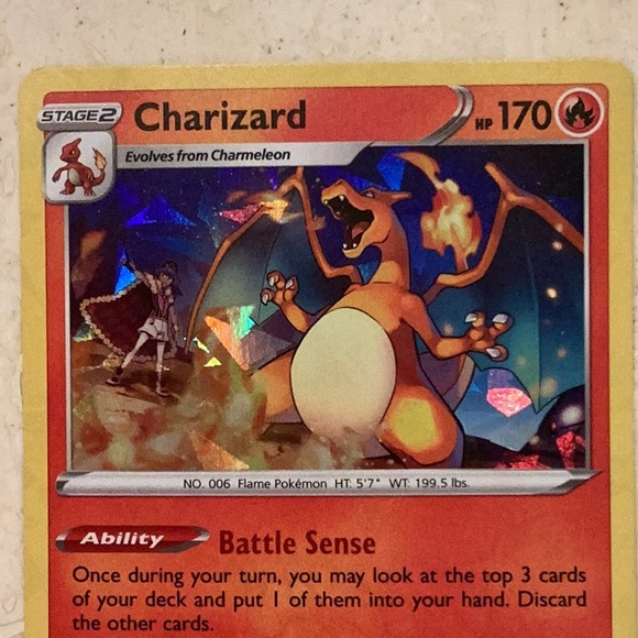 Charizard Cracked Ice 2020 Vivid Voltage Pokemon Card Holo 025/135 #25 TCG - Picture 4 of 7
